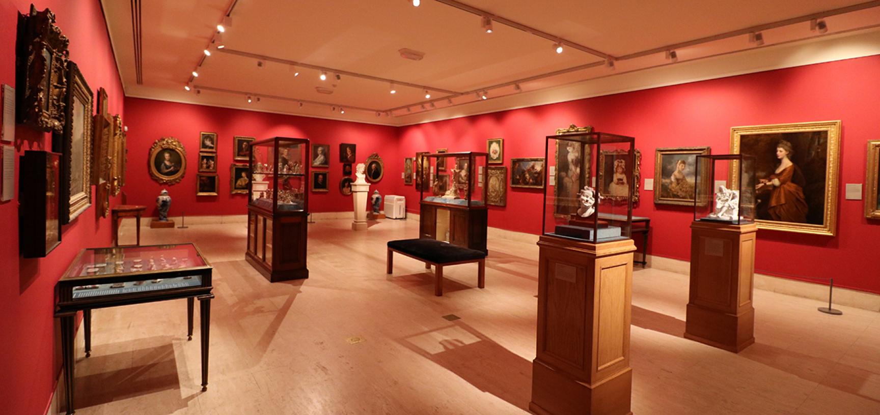  ARTS OF THE 18TH CENTURY Gallery at the Ashmolean