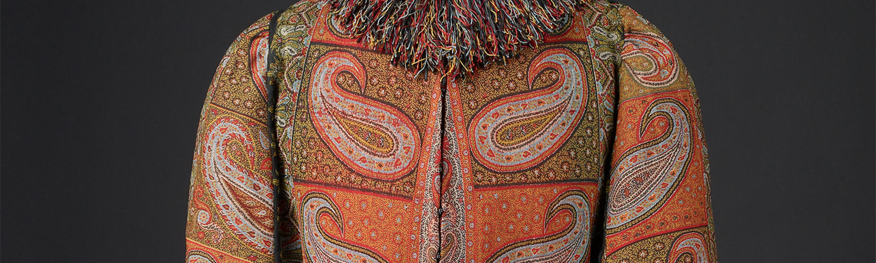A winter kashmir shawl with fringed collar
