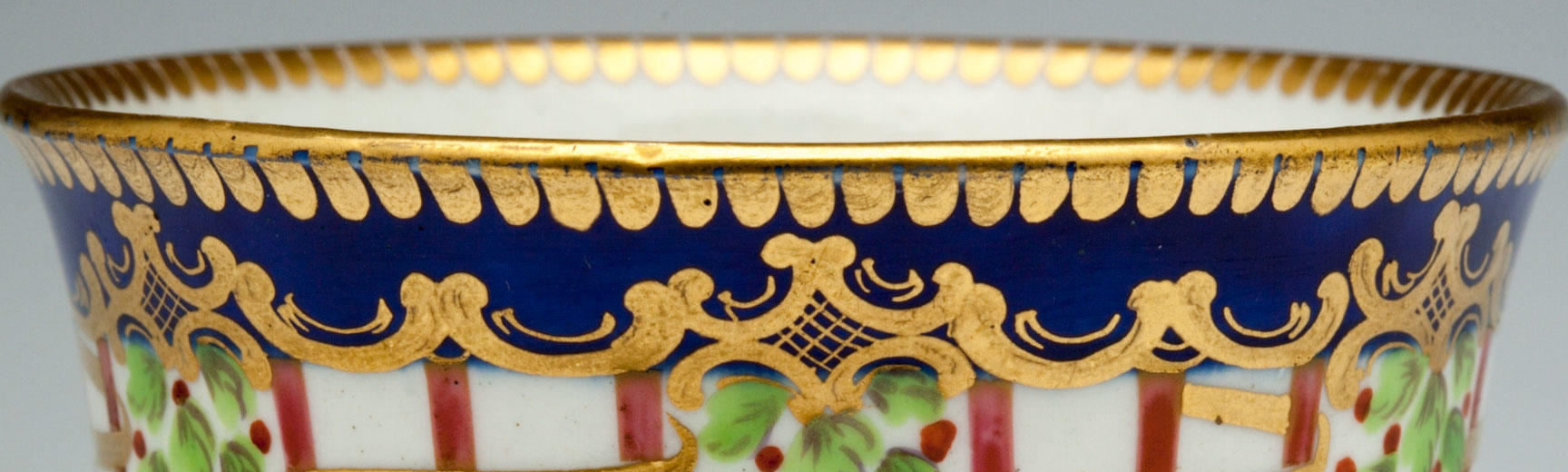Egg cup made around 1780 at the Worcester Porcelain Factory