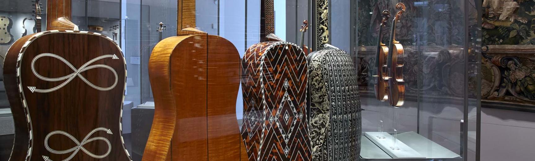 MUSIC AND TAPESTRY Ashmolean Museum