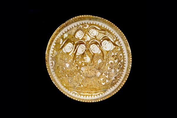 bowl with seated figures by a stream at the ashmolean museum