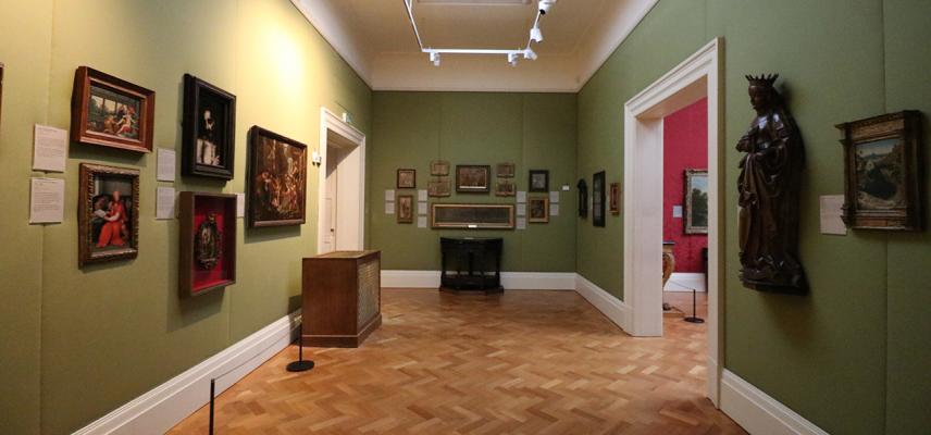  GERMAN AND FLEMISH ART Gallery at the Ashmolean 