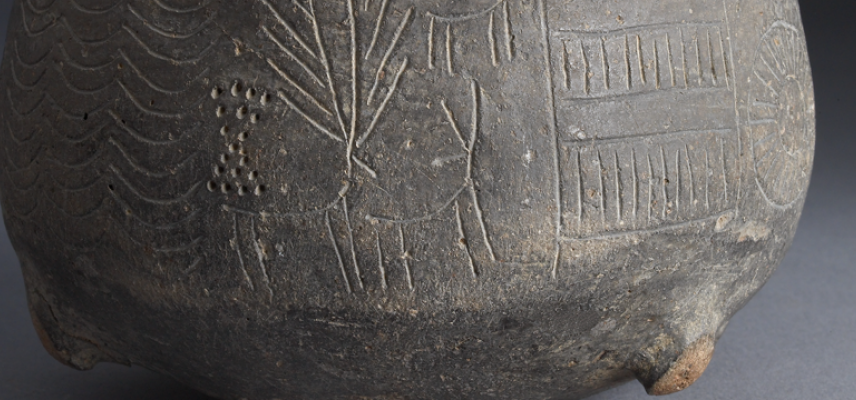 Prehistoric Deer on a Ceramic Bowl