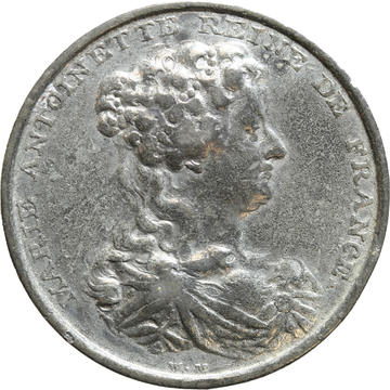 11obv white metal medallion