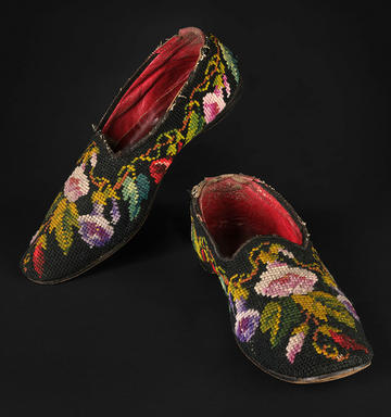 Men's Victorian carpet slippers