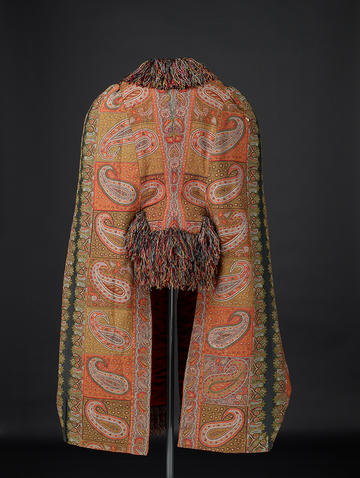 Day 8 winter coat kashmir ea 2000 39 2 Back of a winter Kashmir shawl with fringed collar and sleeves