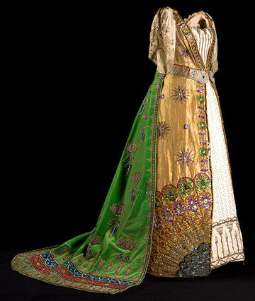 Duchess Louise’s Queen Zenobia fancy dress, worn at the Diamond Jubilee Devonshire House Ball’ Duchess Louise’s Queen Zenobia fancy dress, worn at the Diamond Jubilee Devonshire House Ball