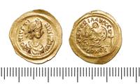 Gold Byzantine semissis of Justin II (565-78) found at Kelston, Bath & NE Somerset