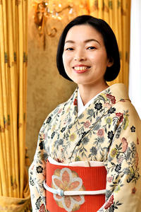Princess Akiko photograph wearing decorative Imperial clothes